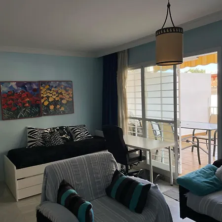 Acogedor Nidos, Carihuela * 托雷莫利诺斯