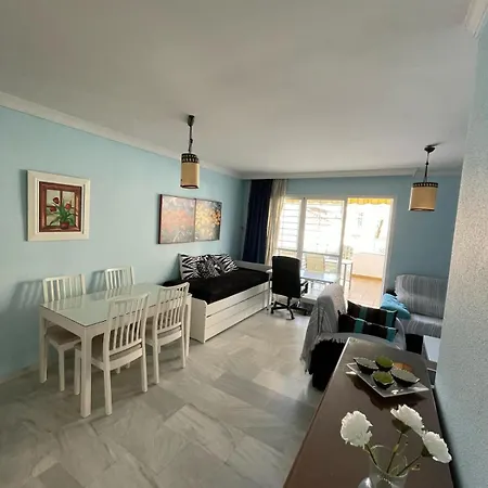 Acogedor Nidos, Carihuela * 托雷莫利诺斯