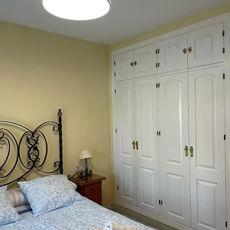 Acogedor Nidos, Carihuela 托雷莫利诺斯
